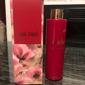 Terre mere Aloe and Teatree toner